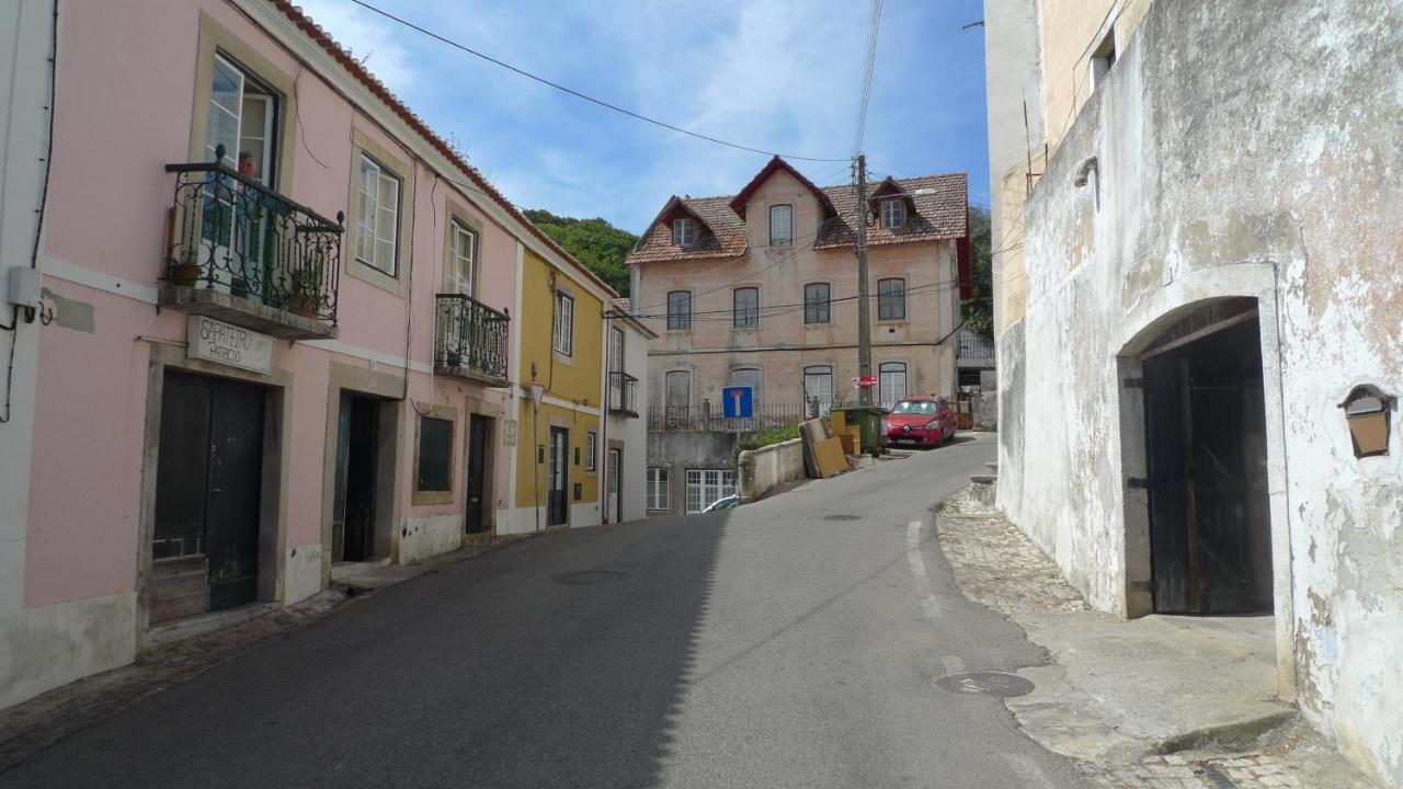 Water Lines Yellow Sintra Exterior foto