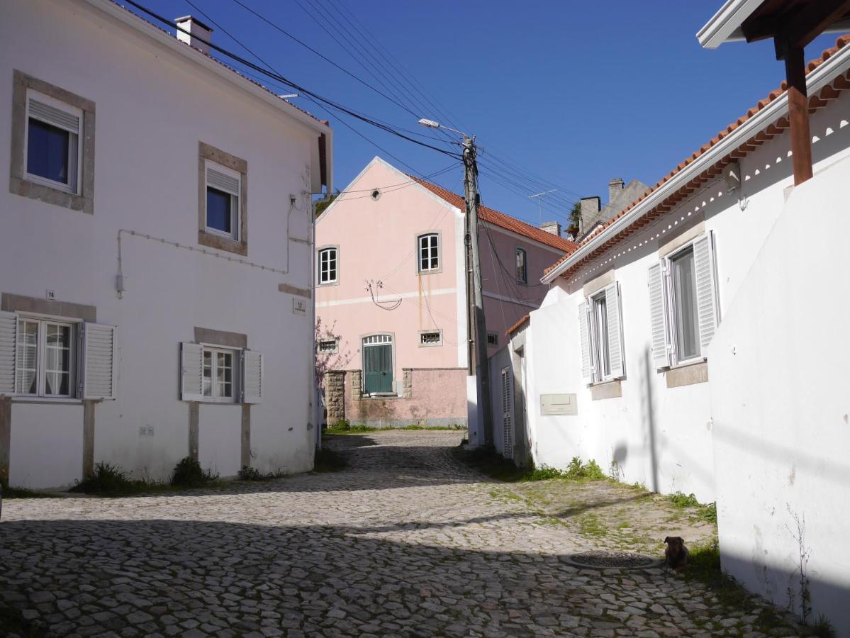Water Lines Yellow Sintra Exterior foto